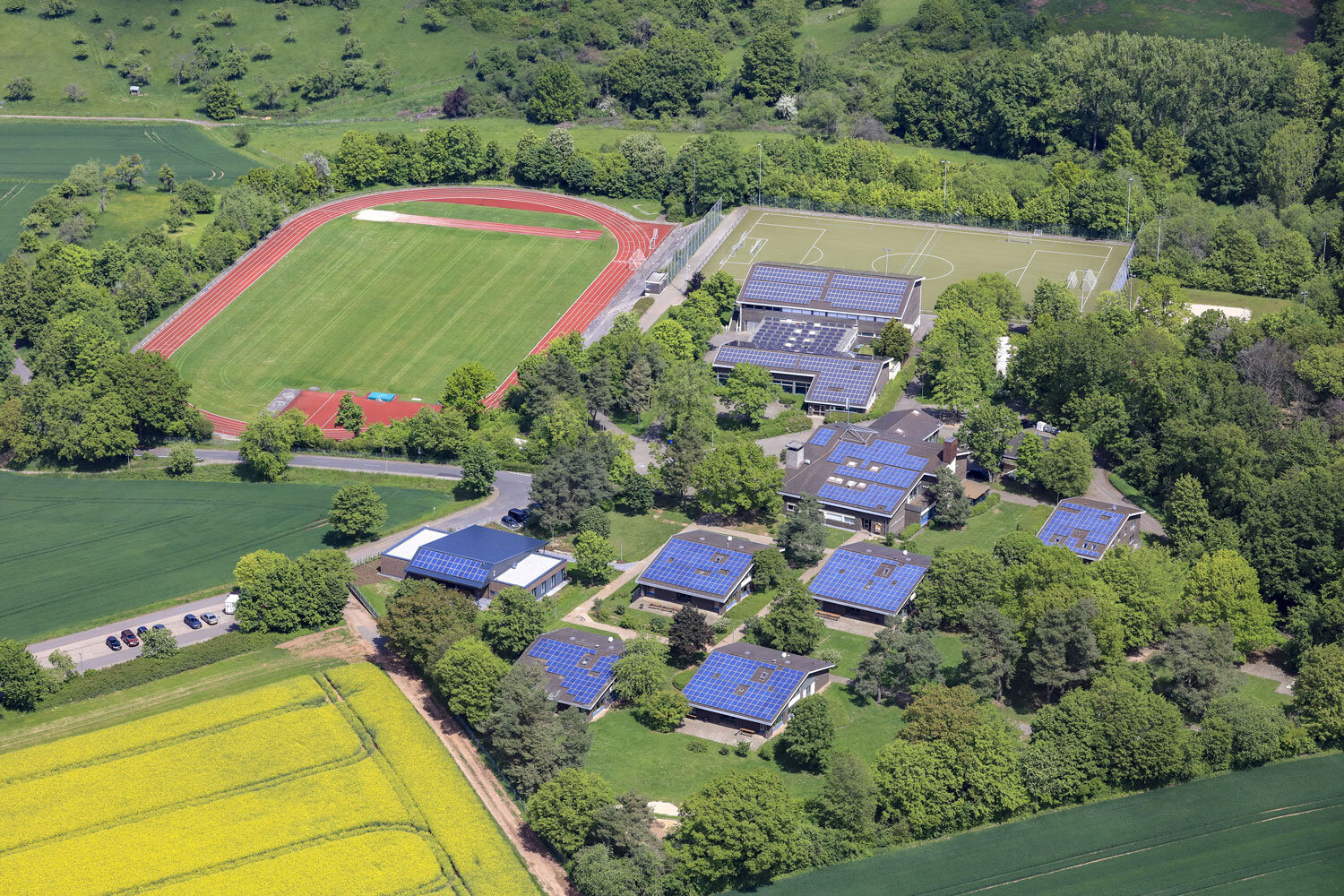 Luftaufnahme des Fussball Trainingslager Frankfurt