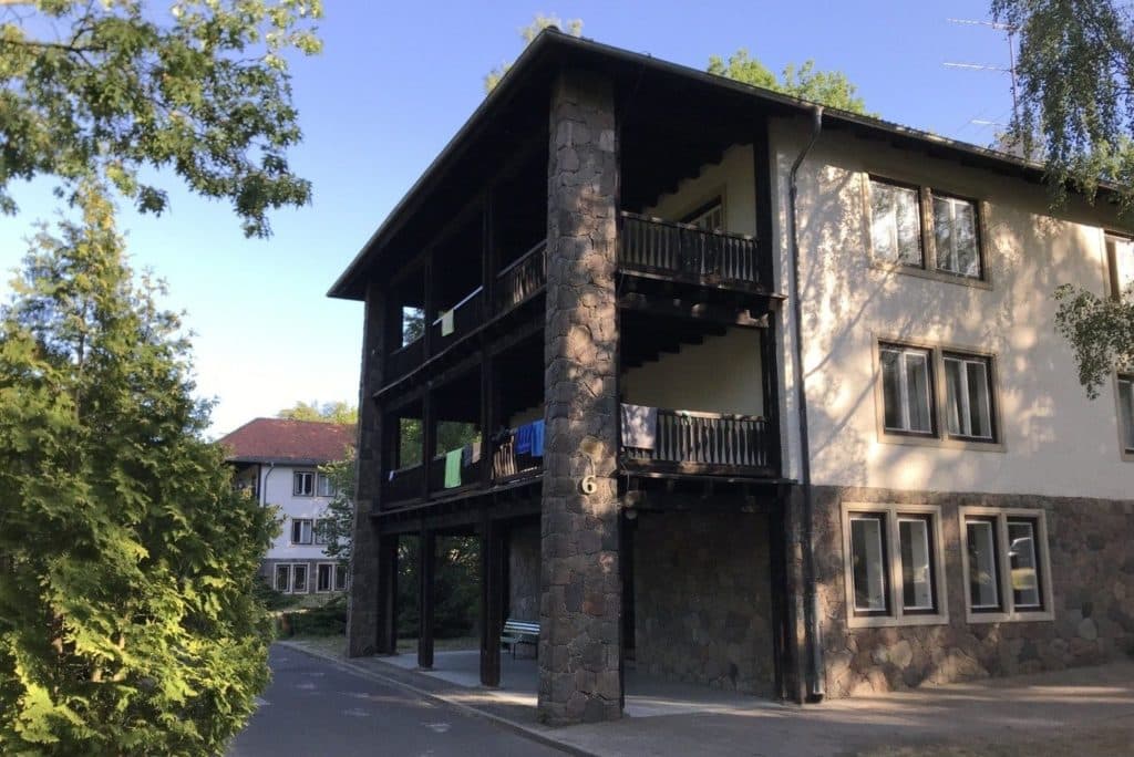 Wohngebaeude Trainingslager Haus am See