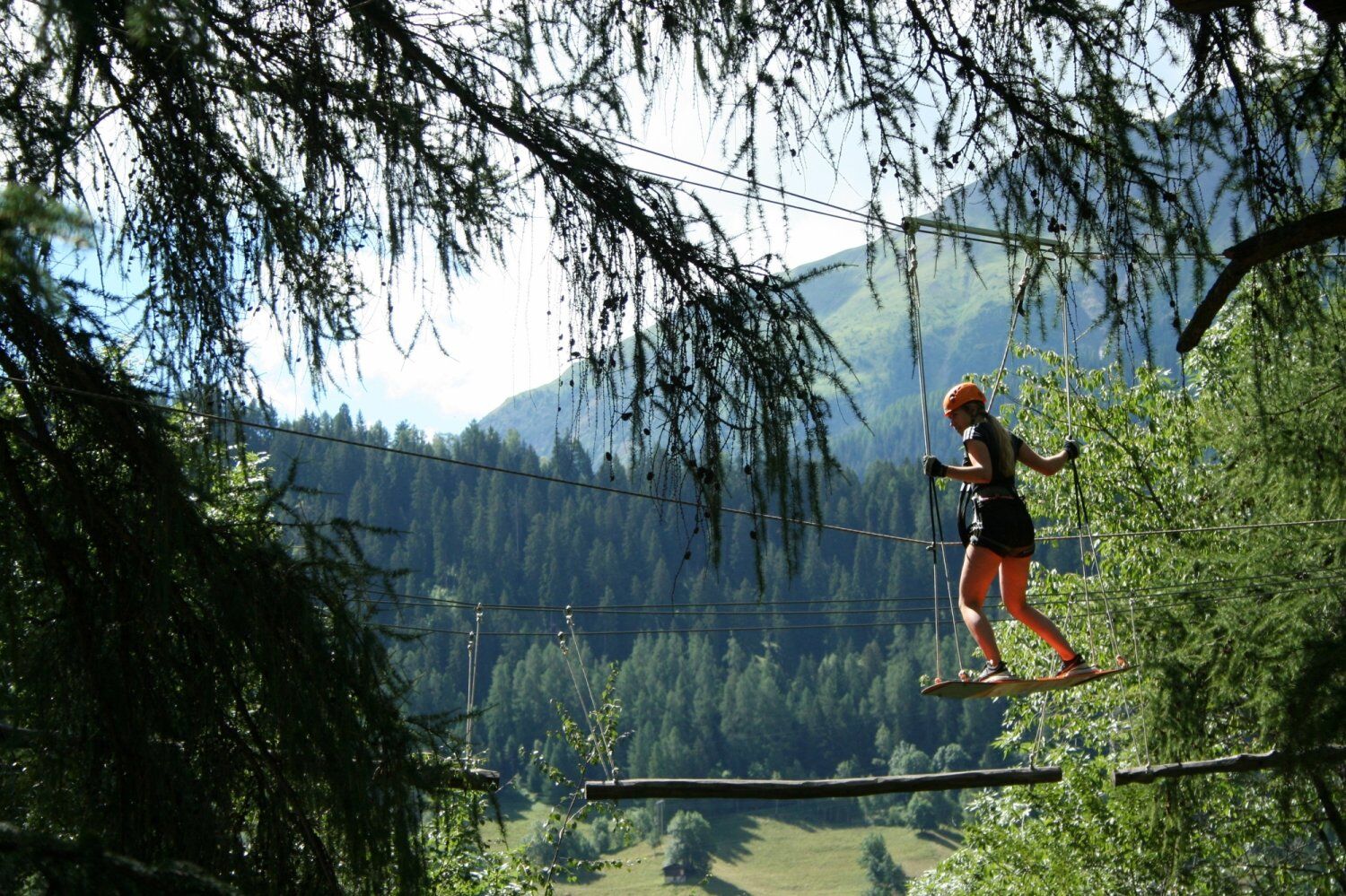 Kletterpark im Fussball Trainingslager Wallis