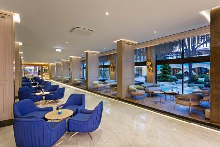 LOBBY7