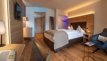 WhatsApp Image 2025-12-03 at 10.13.39