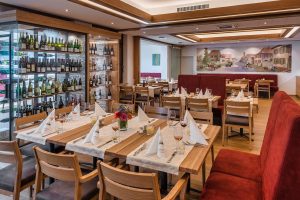 restaurant restaurant