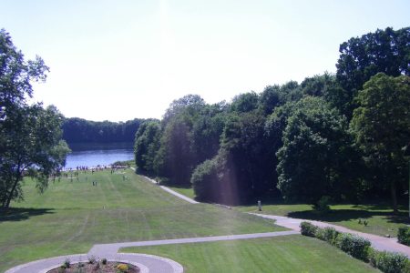 Tolle Naturlandschaft wie viel Grünflächen beim Trainingslager am See