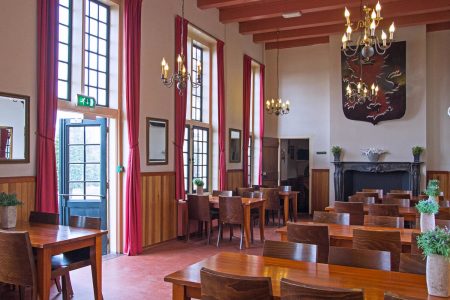 Übernachten und Essen im historischen Schloss in der Nähe von Amsterdam