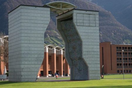 Outdoor Kletterwand im Fussball Trainingslager Lago Maggiore