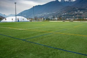 Moderner Kunstrasen beim Fussball Trainingslager Lago Maggiore