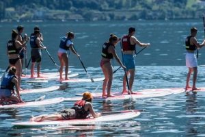 Alternativeinheit Stand Up Paddling im Fussball Trainingslager Lago Maggiore