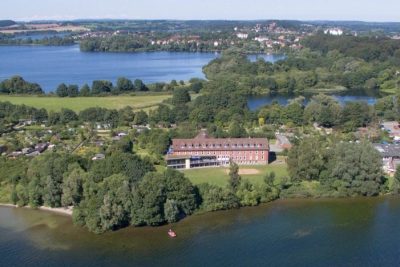 wunderschöne Unterkunft direkt am See in Plön