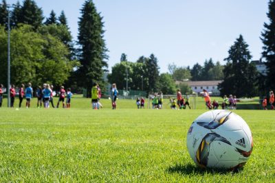 Rasenplatz Sporthotel Mittelhessen Fussball Trainingslager